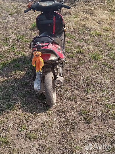 Продаю мопед