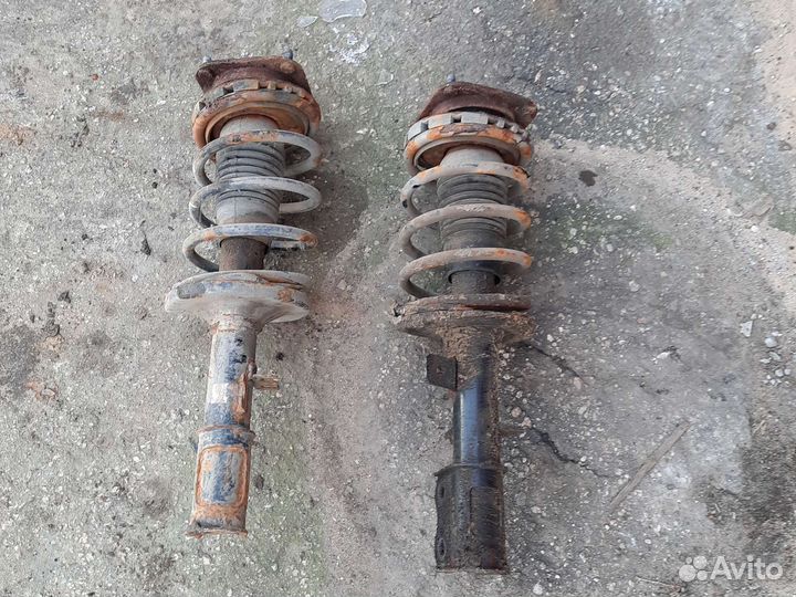 Стойка передняя амортизатора kia sephia 2