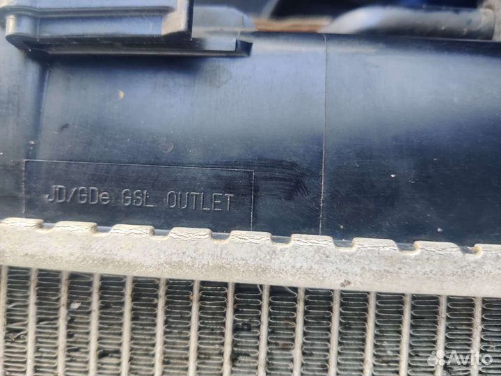 Радиатор охлаждения двигателя kia ceed jd