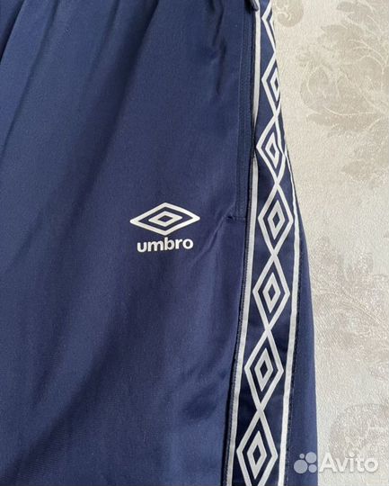 Штаны Umbro с лампасами