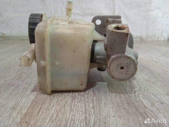 Главный тормозной цилиндр Bmw 3-Series E46 2000