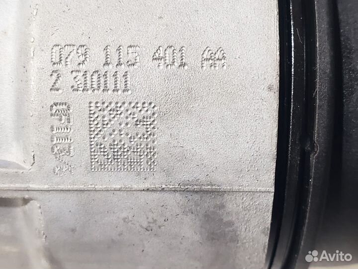 Кронштейн масляного фильтра Audi A8 D4 4.2 cdra tf