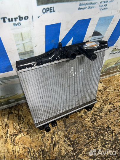 Радиатор охлаждения Киа Пиканто 1 SA