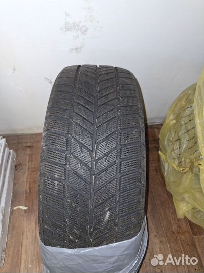 Atlas Priva AT 225/45 R18 и 225/45 R18 95V