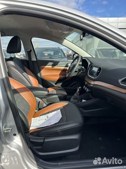 LADA Vesta Cross 1.8 CVT, 2024, 7 км