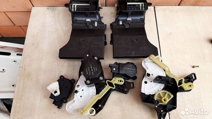 Сервопривод печки Mercedes C-Class W203