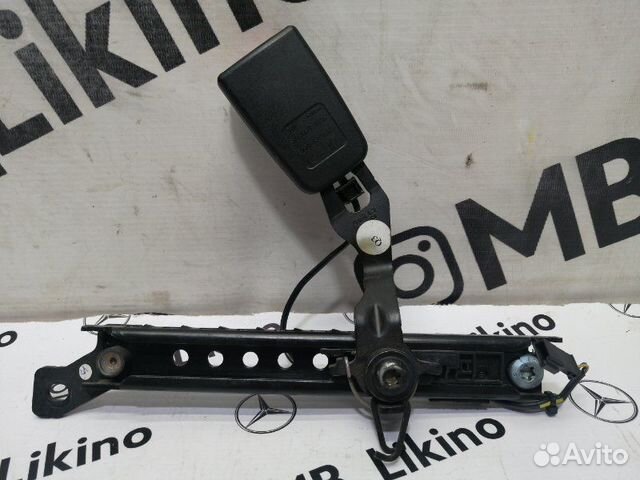 Замок ремня безопасности левый Mercedes S-Класс