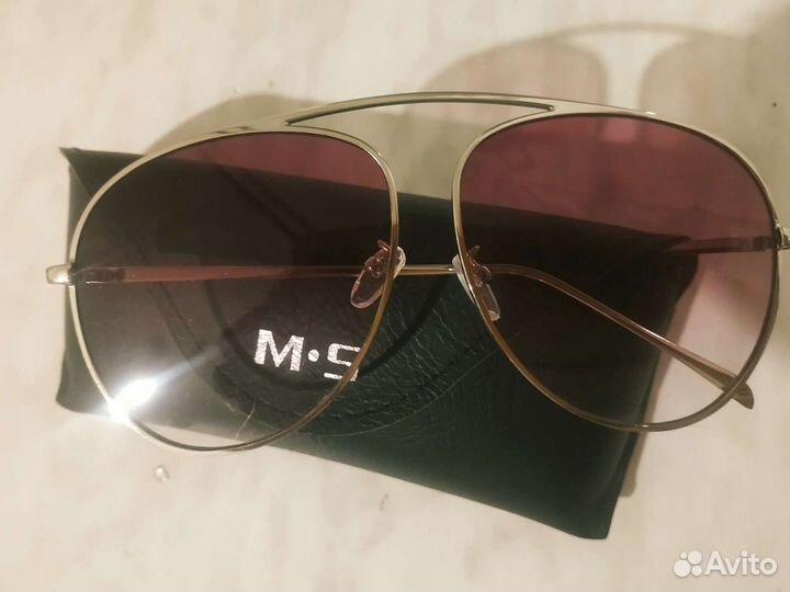 Очки солнцезащитные новые