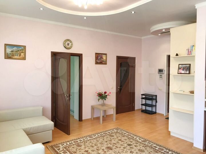 1-к. квартира, 56 м², 4/4 эт.