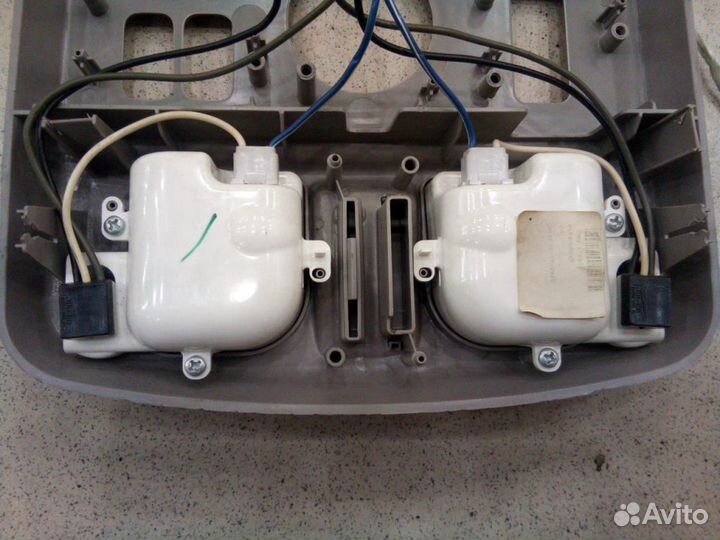 Плафон салонный передний Cadillac SRX 2003-2009