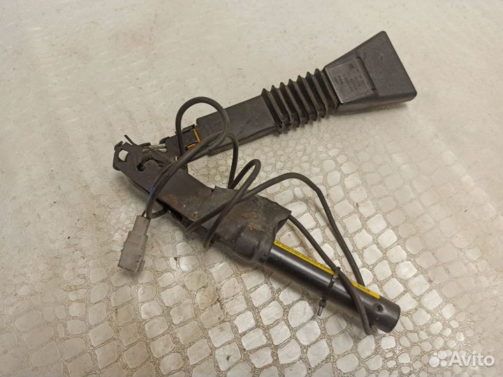 Пиропатрон передний