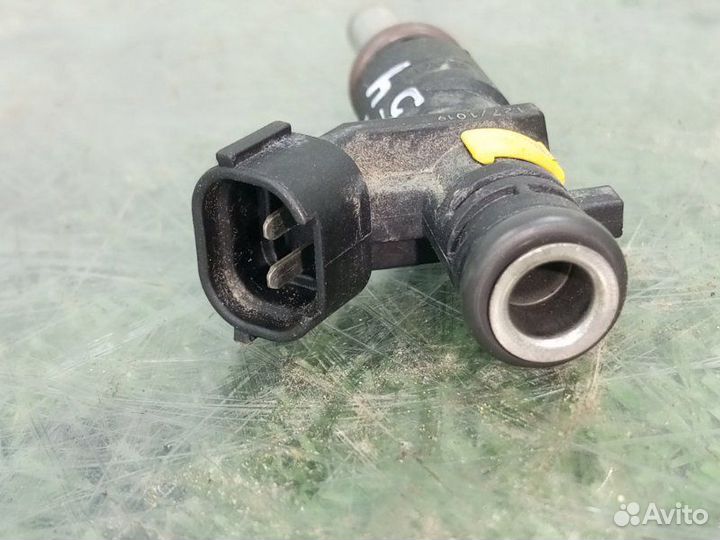 Форсунка топливная Peugeot 207 5FS (5F01)