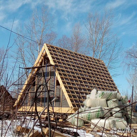 Утепление чердака, мансарды, стен эковатой