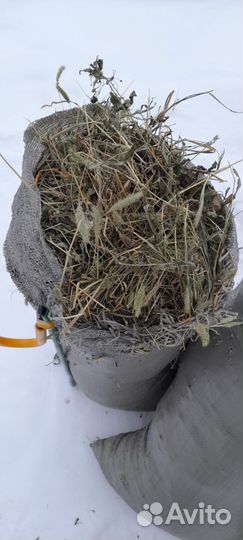 Сено в мешках