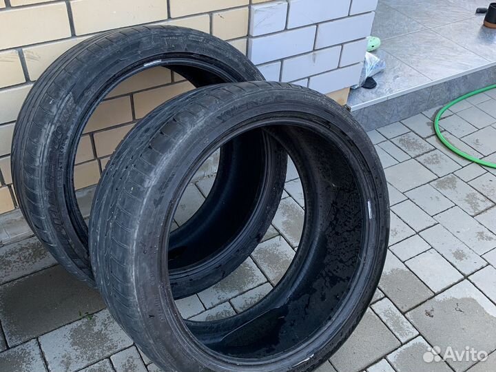 Bridgestone Potenza RE050A 275/35 R20