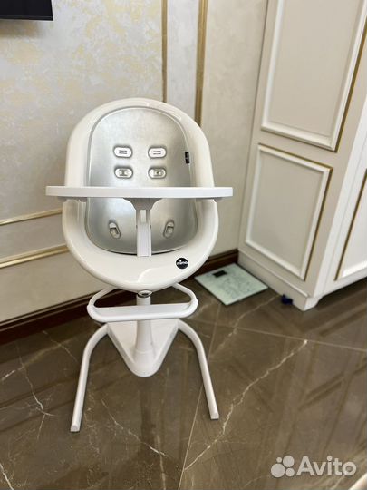Стульчик для кормления Mima Moon