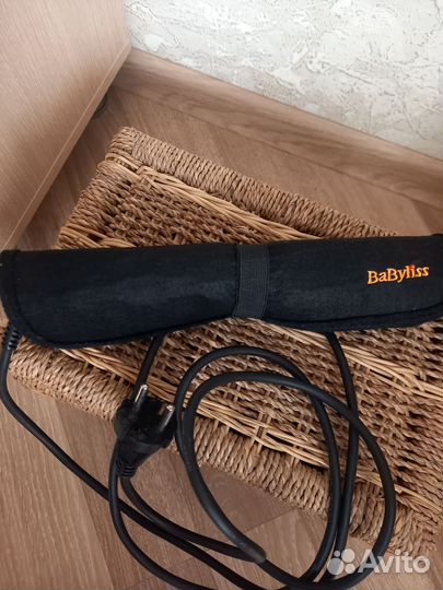 Выпрямитель для волос (утюжок)