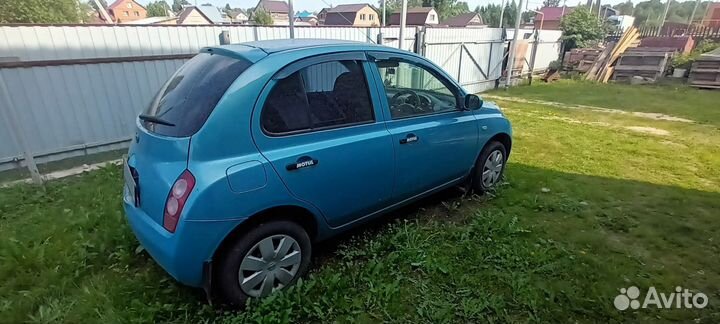 Nissan March 1.2 AT, 2003, 150 000 км