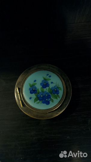 Пудренница Фабрика 