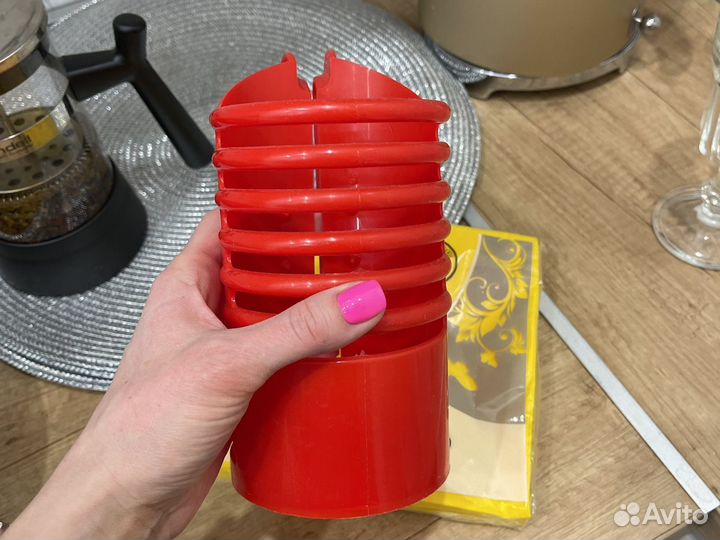 Держатель для пакетов молока