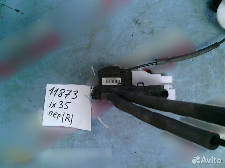 Замок двери передней правой Hyundai ix35 Tucson 20