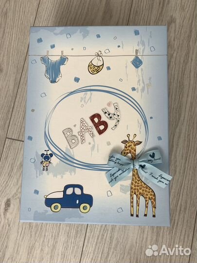 Коробка подарочная