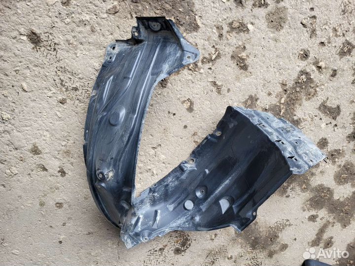 Toyota corolla с 19г. Подкрылок пер.правый