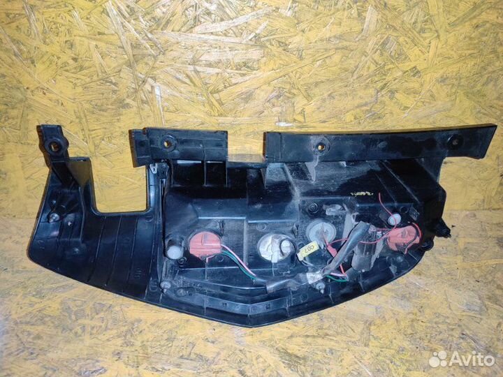 Фонарь левый Hyundai H1 (Starex) TQ D4CB 2011