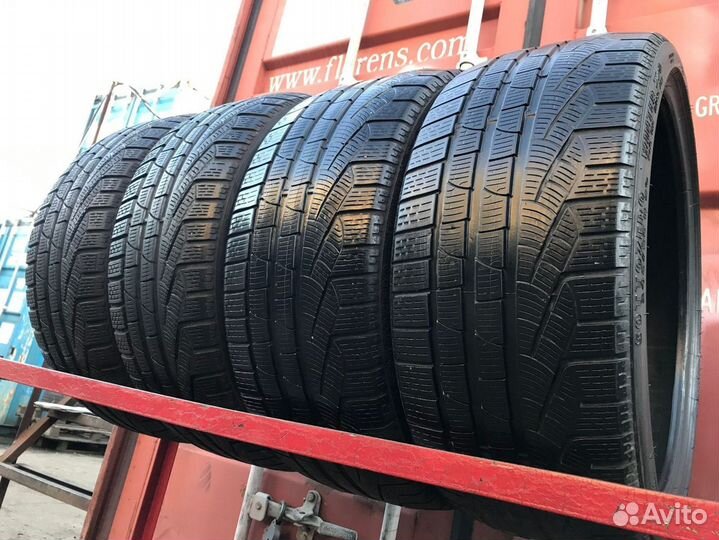 Pirelli Winter Sottozero Serie II 245/35 R20 92C