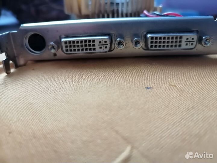 Видеокарта asus