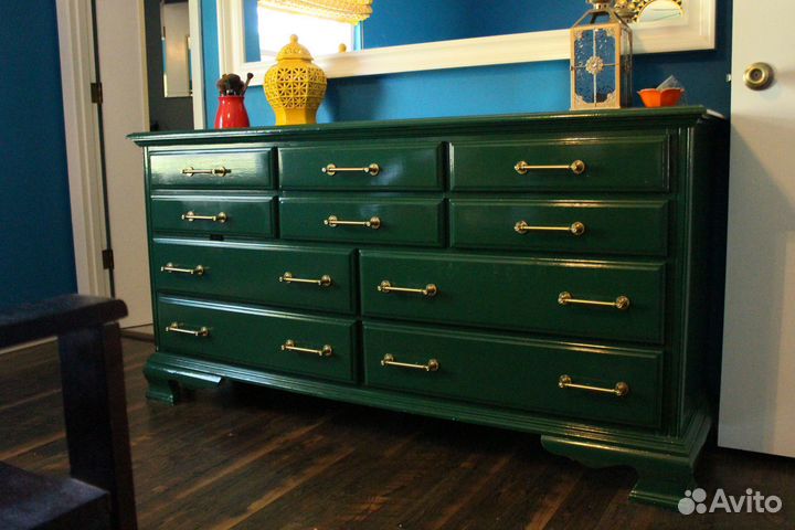 Большой комод из массива дерева. Кассандра