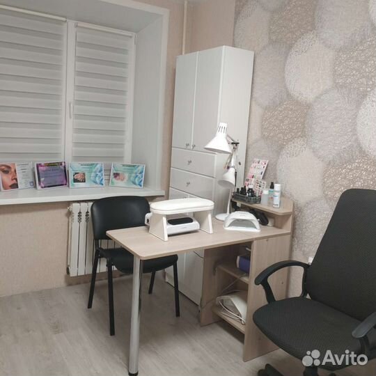 Маникюр, педикюр