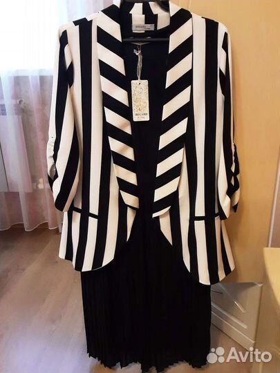 Платье новое