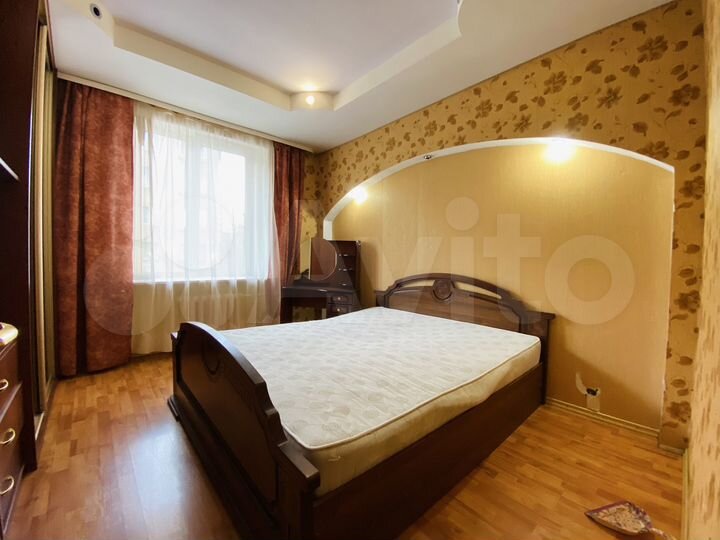 3-к. квартира, 78 м², 2/5 эт.