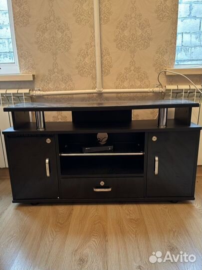 Тумба под тв