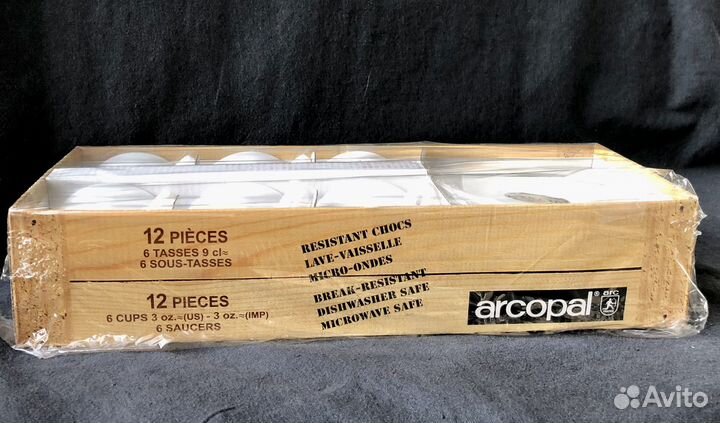 Набор кофейных чашек с блюдцами