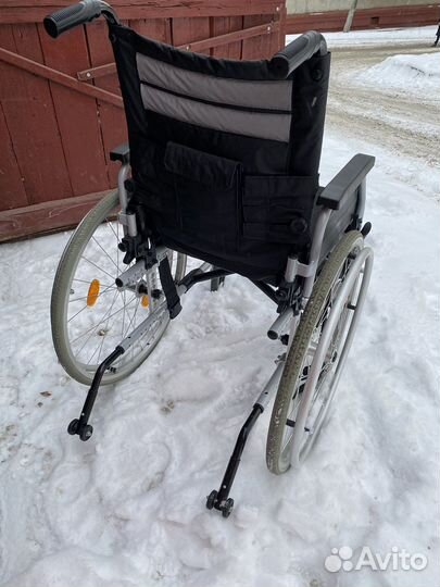 Коляска инвалидная, аренда