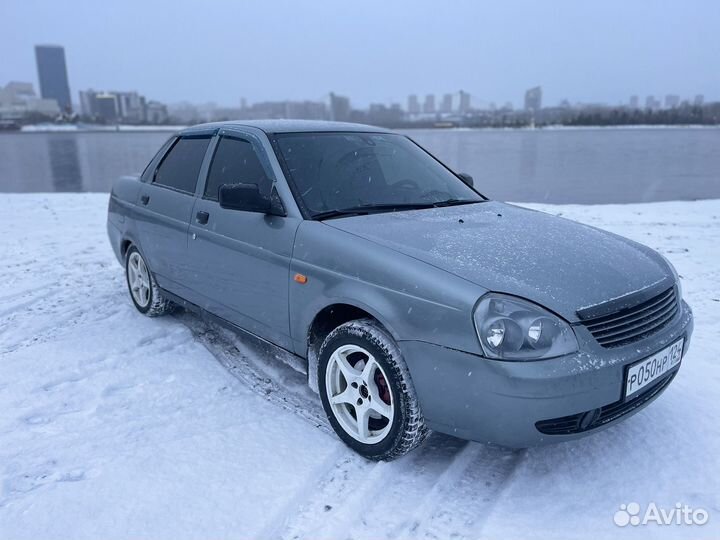 Аренда автомобиля на сутки LADA Priora