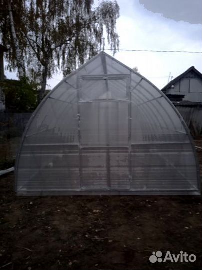 Теплица капелька