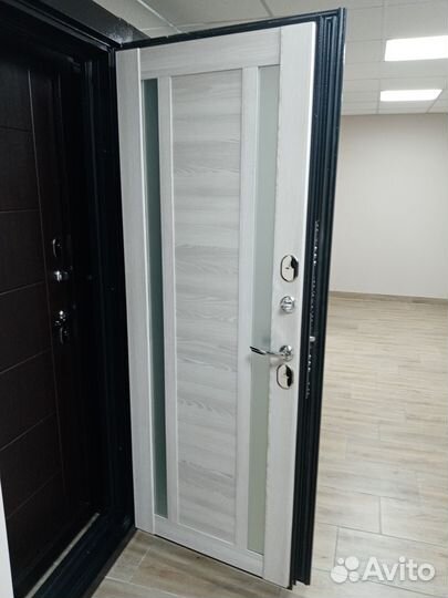 Дверь входная металлическая в наличии