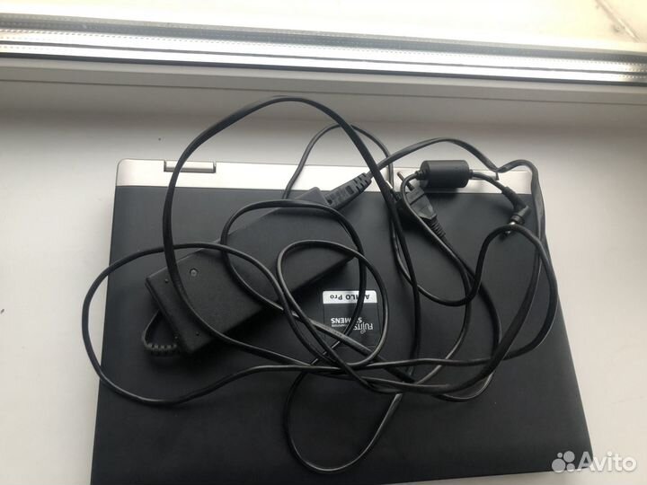 Ноутбук fujitsu siemens