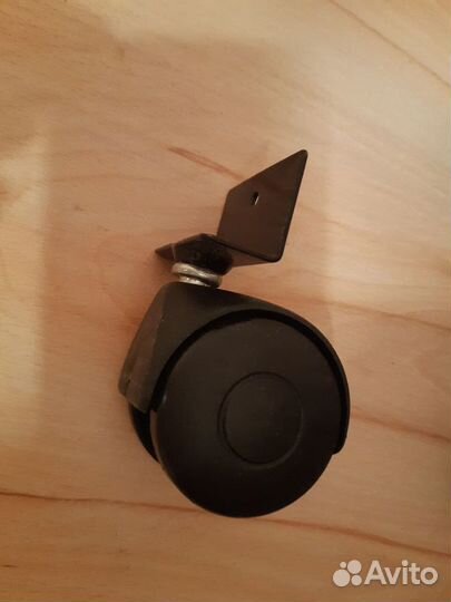 Опора колесная для стола