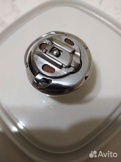 Челнок со шпульками и лапка для Minerva 72122-101