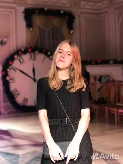 Менеджер, секретарь, кассир, администратор