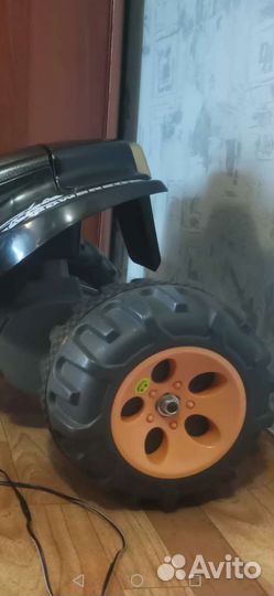 Детский квадроцикл на аккумуляторе