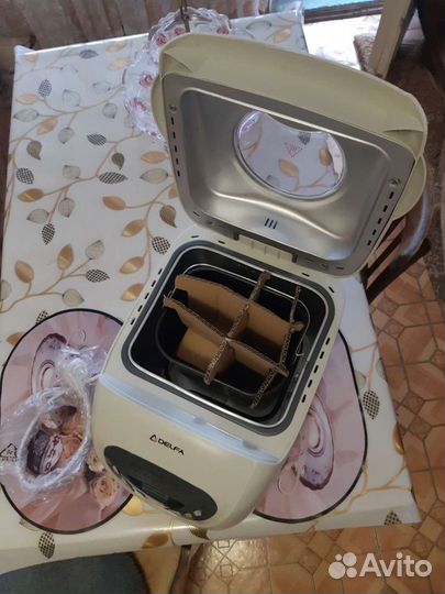 Хлебопечка новая Delfa