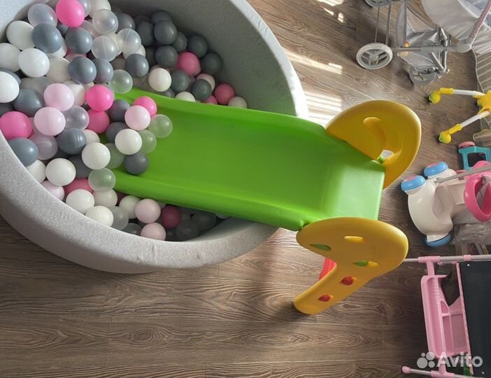 Сухой Бассейн с шариками