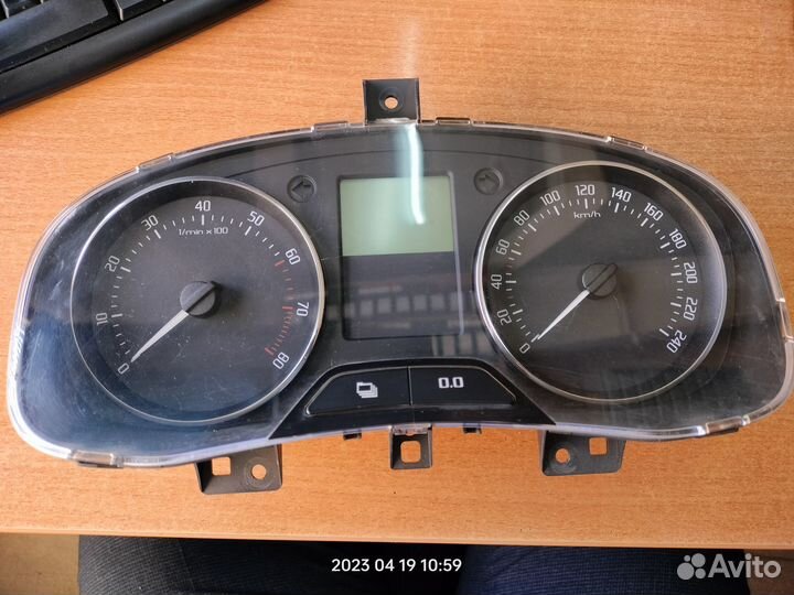 Комбинация приборов