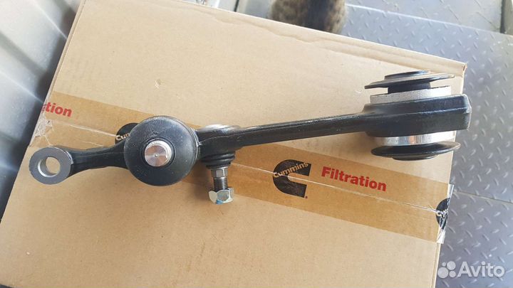 Рычаг нижний передний W220 (S)