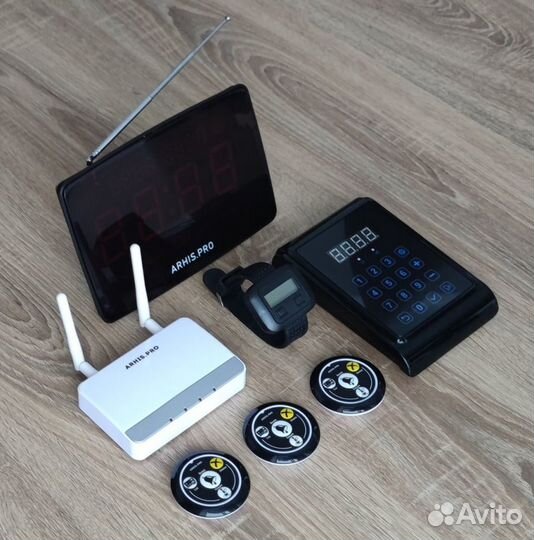 Кнопка вызова официанта комплект с часами и табло